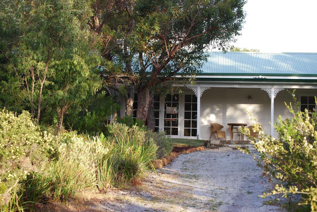 Llewellin'S Guest House Margaret River Ngoại thất bức ảnh